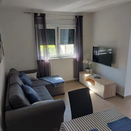 Marilu Apartment *